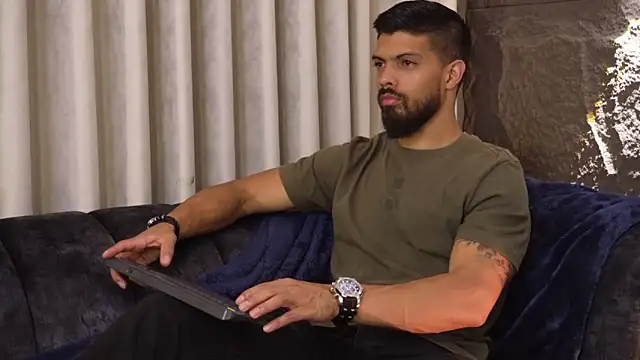 DannSaenz online show from 11/18/25, 11:57