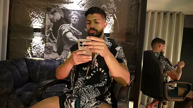 Snapshot of DannSaenz chatting on 02/23/26, 01:33 DannSaenz online show from 02/23/26, 01:33