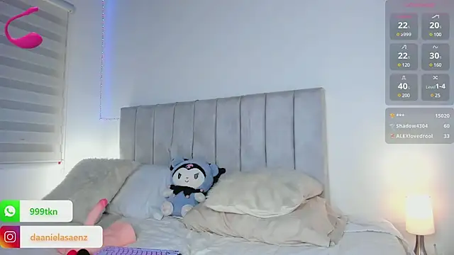 Snapshot of DanielaSaenz0 chatting on 03/05/25, 02:57 DanielaSaenz0 online show from 03/05/25, 02:57