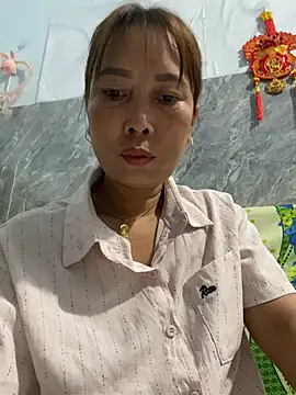 Linaannn online show from 03/29/26, 11:28