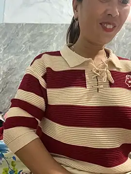 Linaannn online show from 11/17/25, 11:42