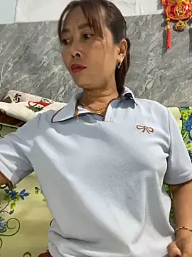 Linaannn online show from 03/11/26, 11:54