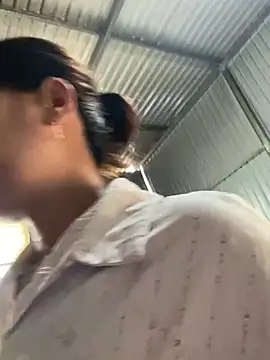 Linaannn online show from 04/13/26, 02:37