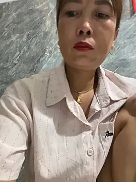 Linaannn online show from 05/13/26, 11:12