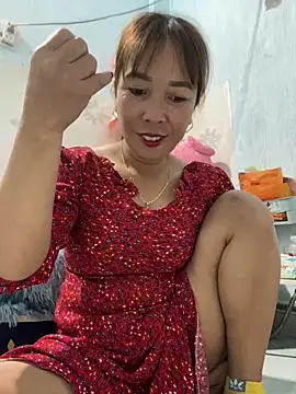 Linaannn online show from 03/18/25, 11:42