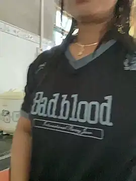 Linaannn online show from 06/03/26, 03:40