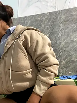 Linaannn online show from 11/27/25, 11:38