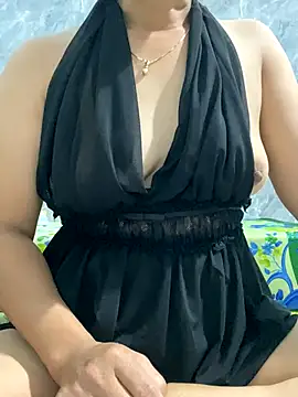 Linaannn online show from 11/11/25, 12:05