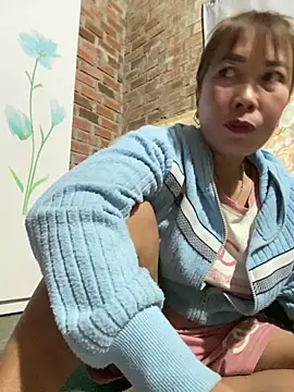 Linaannn online show from 03/21/25, 06:05
