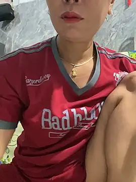 Linaannn online show from 04/19/26, 11:51