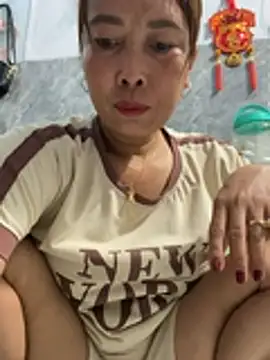 Linaannn online show from 04/17/26, 11:29