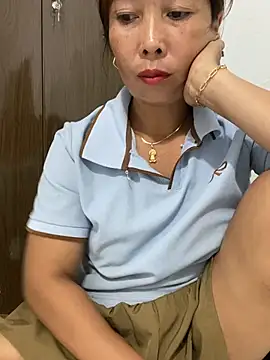 Linaannn online show from 05/25/26, 02:27