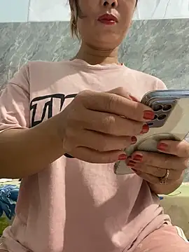 Linaannn online show from 12/01/25, 11:38