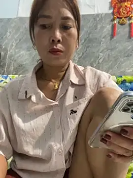 Linaannn online show from 03/21/26, 12:01