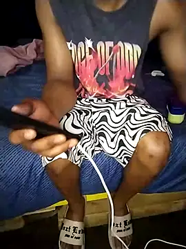 Convertiblechulo online show from 03/22/26, 10:44