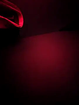 Snapshot of sissyhellokitty00 chatting on 12/16/24, 11:33 sissyhellokitty00 online show from 12/16/24, 11:33