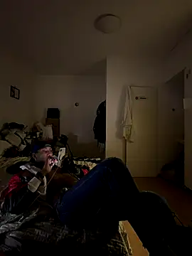 Snapshot of esteraulxxx chatting on 11/21/25, 06:56 esteraulxxx online show from 11/21/25, 06:56