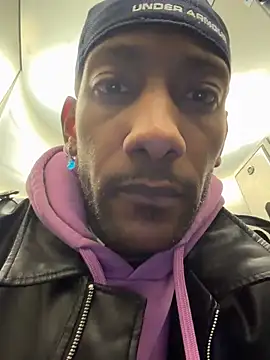 Snapshot of esteraulxxx chatting on 12/03/25, 01:50 esteraulxxx online show from 12/03/25, 01:50