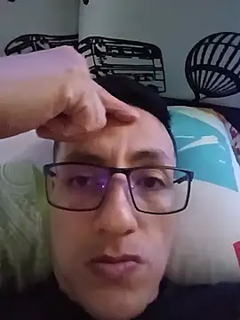 alexmoragomez online show from 07/27/26, 05:53
