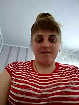 Snapshot of CoddessCrystal chatting on 03/20/25, 12:32 CoddessCrystal online show from 03/20/25, 12:32