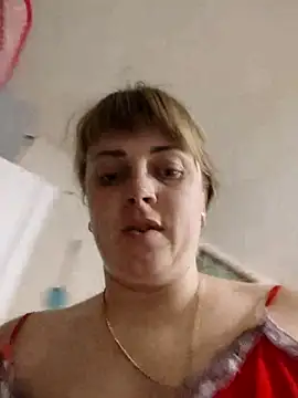 Snapshot of CoddessCrystal chatting on 12/03/25, 05:19 CoddessCrystal online show from 12/03/25, 05:19