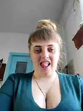 Snapshot of CoddessCrystal chatting on 03/18/25, 08:50 CoddessCrystal online show from 03/18/25, 08:50