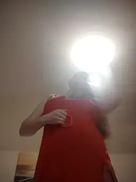 Snapshot of CoddessCrystal chatting on 02/11/26, 07:25 CoddessCrystal online show from 02/11/26, 07:25