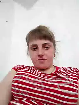 Snapshot of CoddessCrystal chatting on 03/20/25, 08:09 CoddessCrystal online show from 03/20/25, 08:09