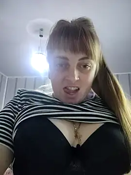 Snapshot of CoddessCrystal chatting on 12/01/25, 08:48 CoddessCrystal online show from 12/01/25, 08:48