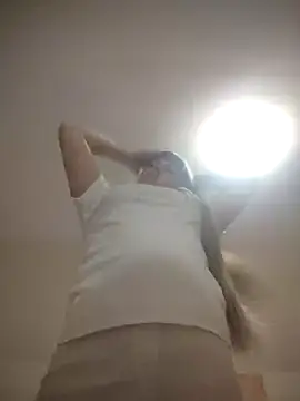 Snapshot of CoddessCrystal chatting on 02/18/26, 06:44 CoddessCrystal online show from 02/18/26, 06:44