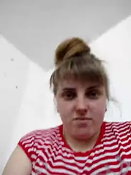 Snapshot of CoddessCrystal chatting on 03/21/25, 11:55 CoddessCrystal online show from 03/21/25, 11:55