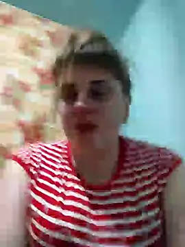 Snapshot of CoddessCrystal chatting on 03/21/25, 04:51 CoddessCrystal online show from 03/21/25, 04:51