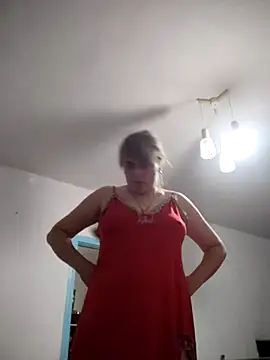 Snapshot of CoddessCrystal chatting on 10/17/25, 04:27 CoddessCrystal online show from 10/17/25, 04:27