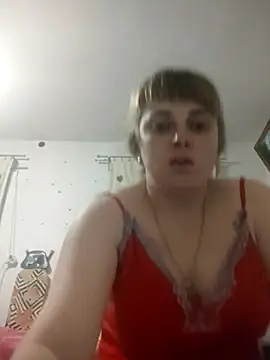 Snapshot of CoddessCrystal chatting on 12/15/25, 04:40 CoddessCrystal online show from 12/15/25, 04:40