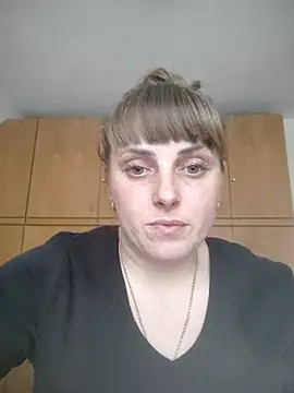 Snapshot of CoddessCrystal chatting on 02/19/26, 02:25 CoddessCrystal online show from 02/19/26, 02:25