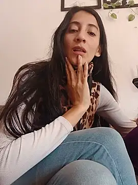 LaNenaDeArgentina Karol online show from 08/01/26, 04:49