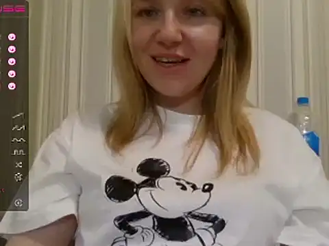 Snapshot of urbadkitty chatting on 01/11/25, 04:46 urbadkitty online show from 01/11/25, 04:46
