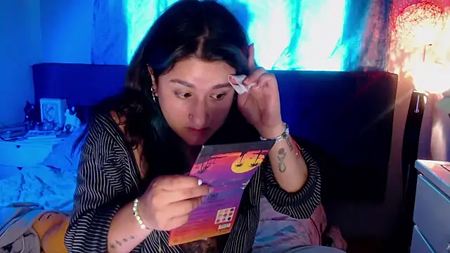 luna palmerau online show from 05/29/26, 02:12