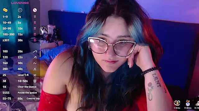 luna palmerau online show from 07/07/26, 12:52