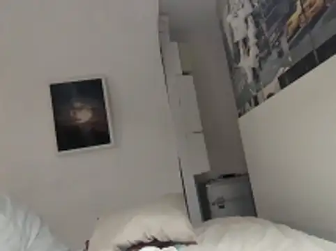 gymyagirlll online show from 04/12/26, 09:07