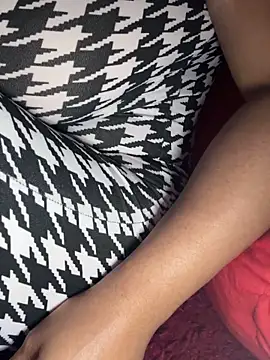 RoxiRedXXX online show from 05/19/26, 05:20