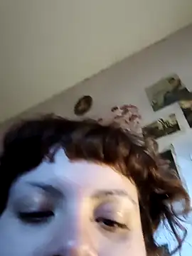 tiredcamgirI online show from 09/22/25, 06:47