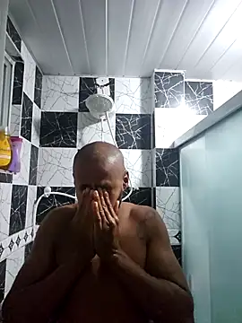 Snapshot of Binhosex2024 chatting on 10/04/25, 05:31 Binhosex2024 online show from 10/04/25, 05:31