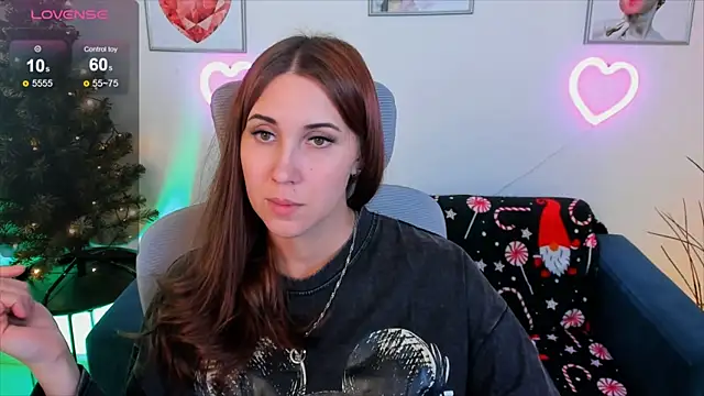 NellieMccaffrey online show from 12/24/24, 01:27