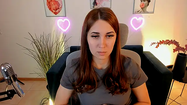 NellieMccaffrey online show from 12/03/24, 11:18