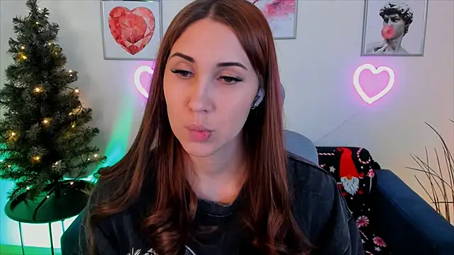 NellieMccaffrey online show from 12/23/24, 07:20