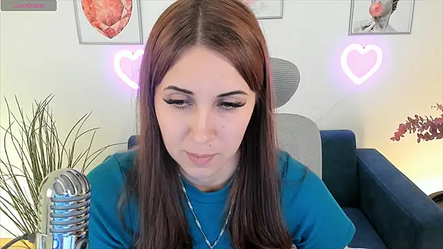 NellieMccaffrey online show from 12/07/24, 07:32