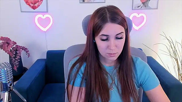 NellieMccaffrey online show from 01/12/25, 10:56