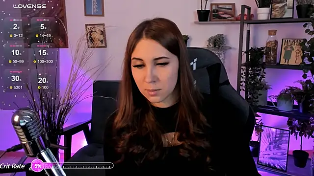 NellieMccaffrey online show from 12/30/24, 01:48