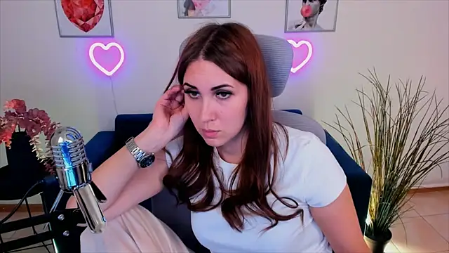 NellieMccaffrey online show from 01/14/25, 10:44